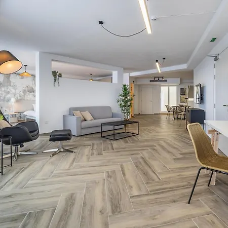 Apartment The Cube - Designer Finished By Sf Homes