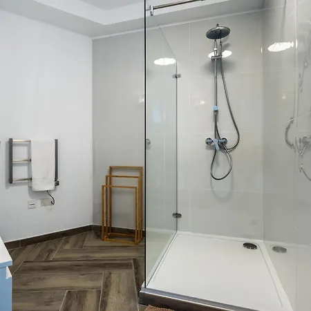 Apartament The Cube - Designer Finished By Sf Homes